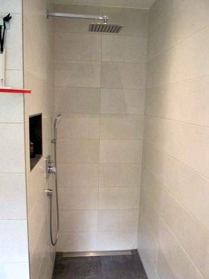 Bad-Dusche.JPG