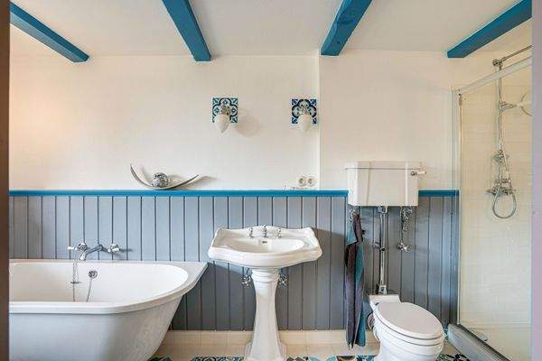 Vollbad en Suite, Ansicht I