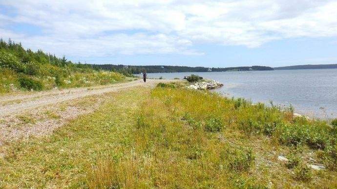 Eigene Zufahrt auf Lot 7