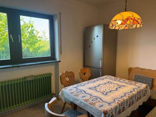 Küche mit Essbereich