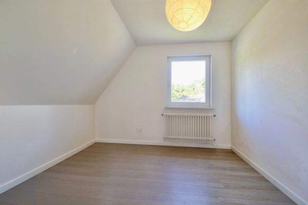 Zimmer 5 DG KI verbessert