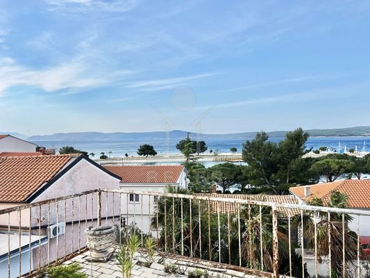 Perfekte Lage in Crikvenica direkt am Meer