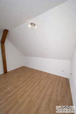 VorratAbstellraum mit Waschm.Anschluss