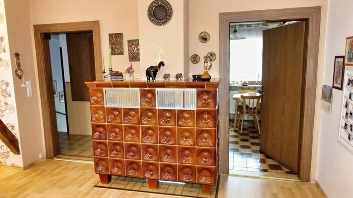 Kachelofen im Ess- und Wohnzimmer 1. OG