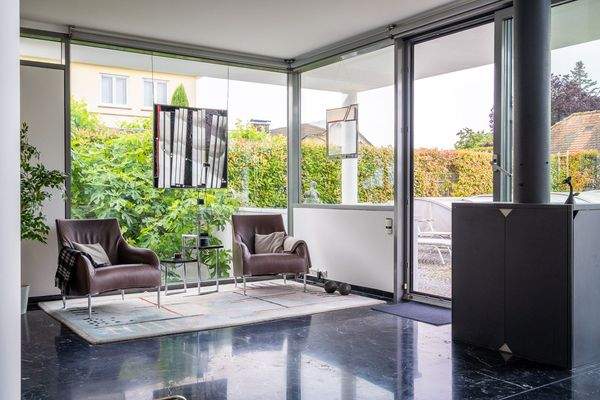 Studio mit Verschattungen