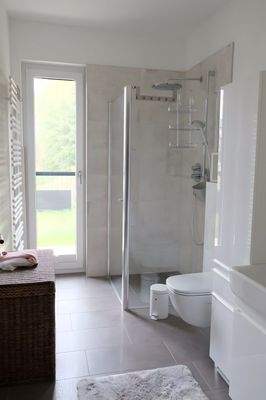 Gästebad mit Dusche