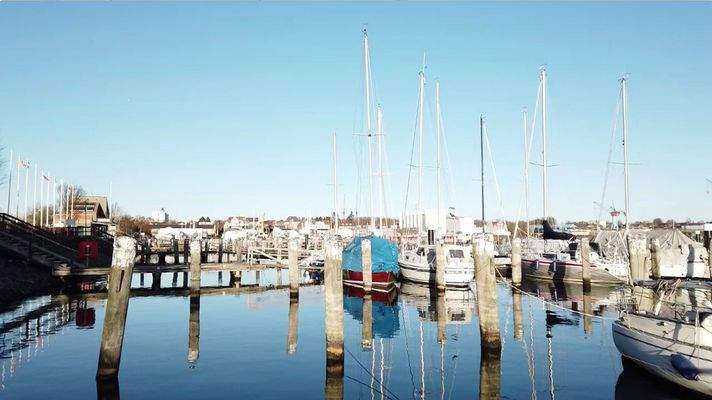 Der Yachthafen Stickenhörn