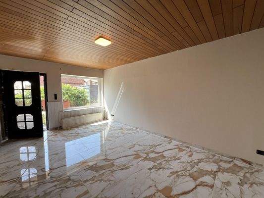 mögliches Büro m. sep. Eingang