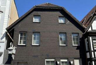 Straßenansicht Westseite