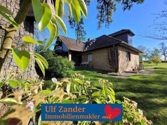 Zweifamilienhaus mit Keller