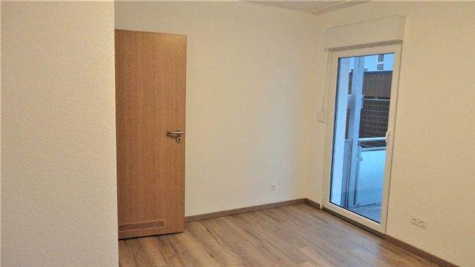 Wohnen/Schlafen mit Balkon, Südseite