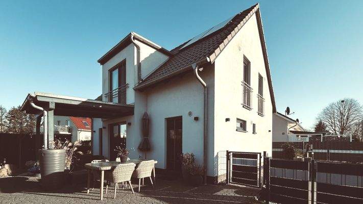 rückwärtige Gebäudansicht