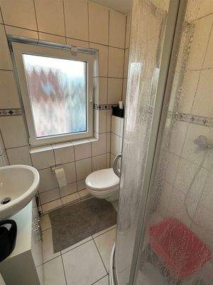 Dusche und WC