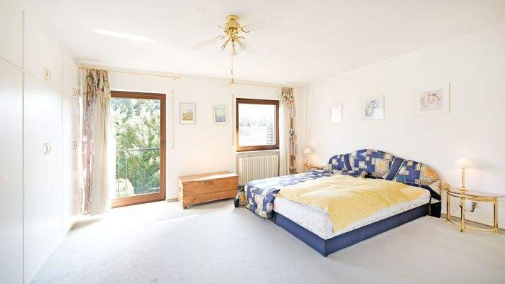 OG - Arbeits- / Kinderzimmer