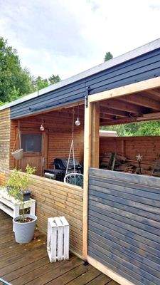 Carport mit Geräteschuppen