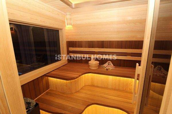 Horizontally Architectured Luxury Houses in Büyükçekmece