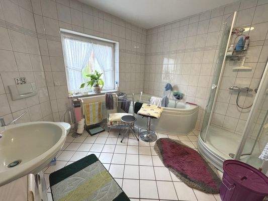 Badezimmer EG