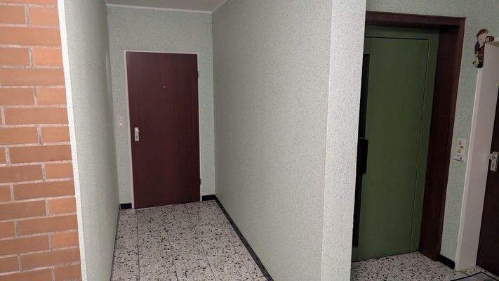 Auszug und Wohnungseingang