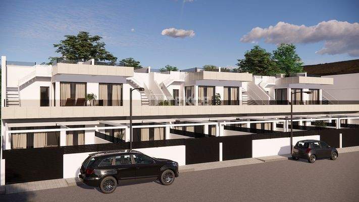 Stylish Townhouses with Private Pools in Rojales Alicante