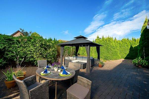 200-8538_Terrasse-2_gestaged