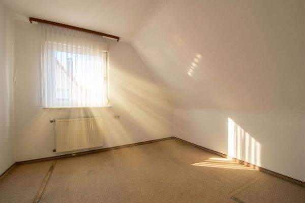 ... das durch eine kleine Umbaumaßnahme zu einem größeren Zimmer werden kann