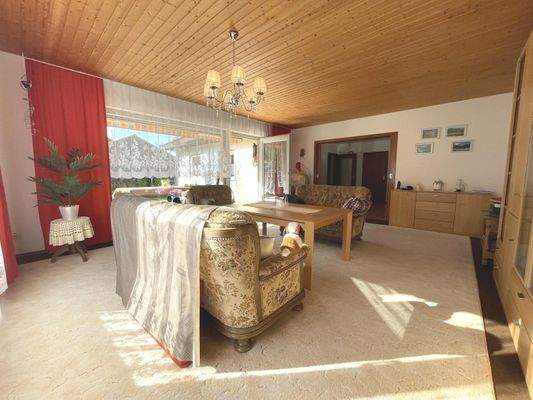 Wohnzimmer mit Terrassenzugang