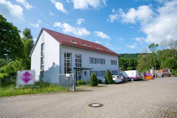 bis zu 670 qm Bürofläche auf 3 Ebenen