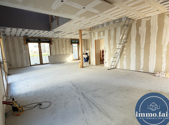 Wohnzimmer/ Küche / Essen 