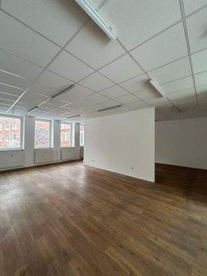 Verkaufsfläche rechts