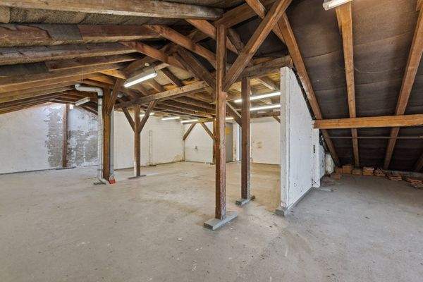 Dachboden/ Lagerfläche