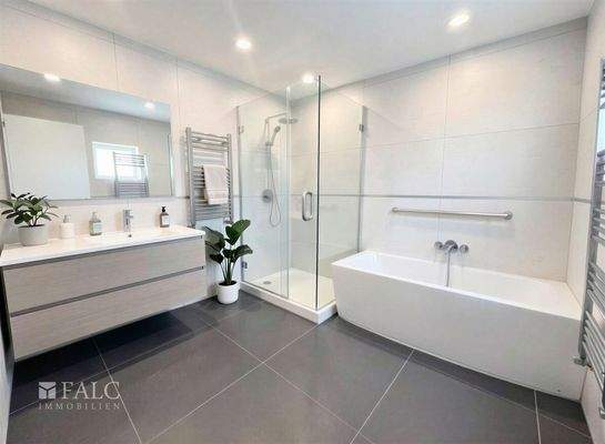 Badezimmer - (Beispiel)