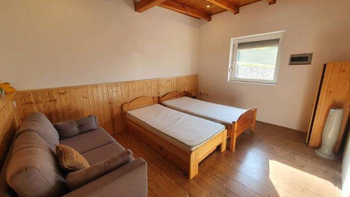 311286345_1010824096439397_7494718223378777906_n.j