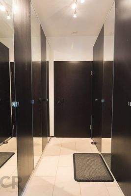 Stauraum und direkter Zugang zur Garage