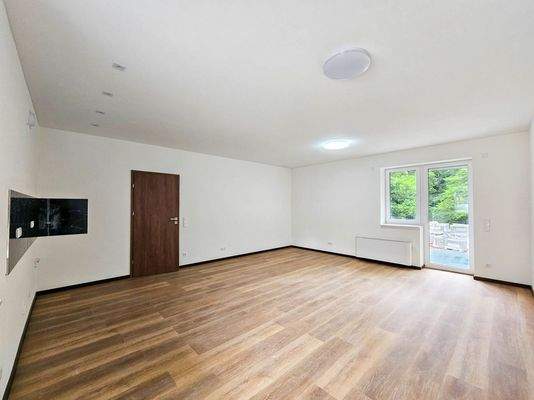 Küche mit Wohn-/Essbereich