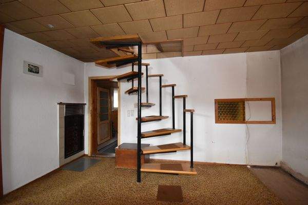 14 Wohnzimmer Zugang DG.JPG