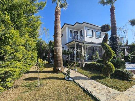 Home with Pool Suitable for Short-Term Rentals in Ölüdeniz Fethiye