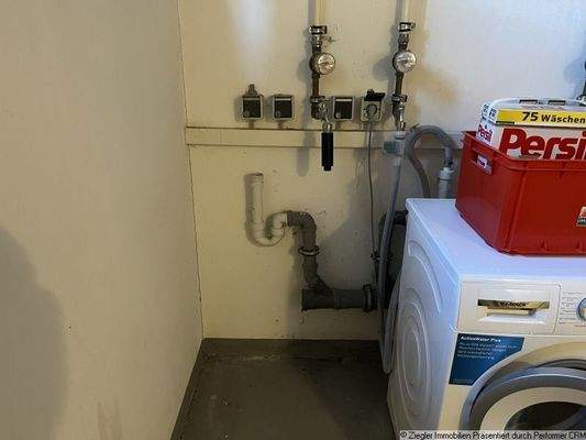 13 Wasch- und Trockenraum