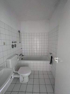 Badezimmer mit Wanne