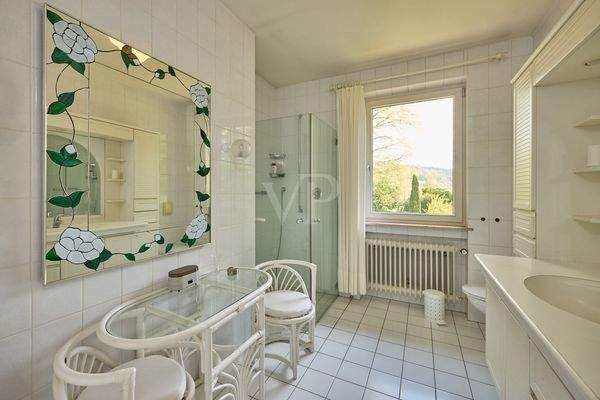 Tageslichtbadezimmer EG