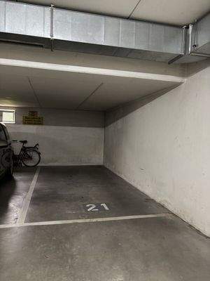 Tiefgaragenstellplatz