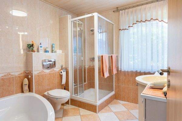 Obergeschoss - Badezimmer