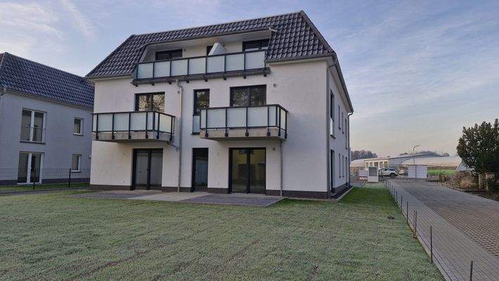 Immobilie Rückansicht 2