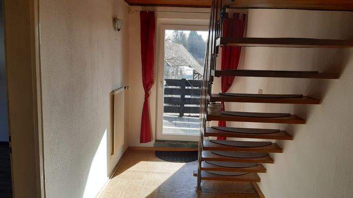 Flur in der Wohnung im DG des Altbaues