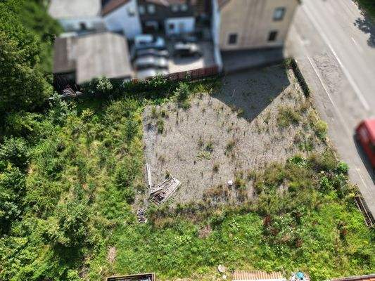 Grundstuck mit Baugenehmigung Luftansicht Mischgebiet