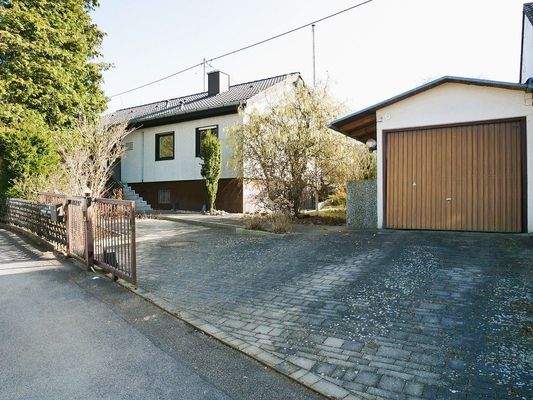 aussenansicht einfahrt