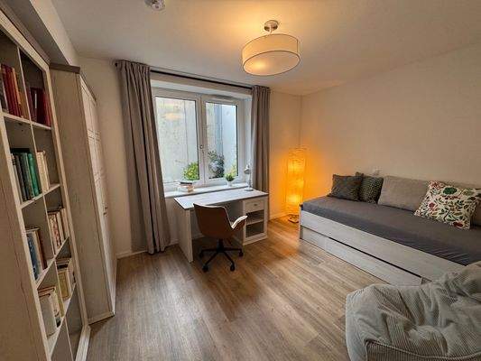 Arbeitszimmer Souterrain