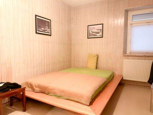 Erdgeschoss (1) - Schlafzimmer