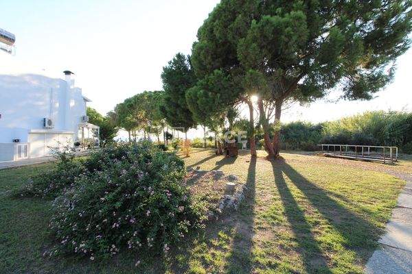 Seafront Investment Villa in a Complex in Manavgat Antalya