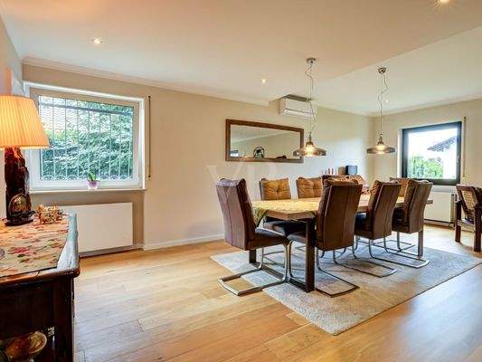 Großzügiger Essbereich