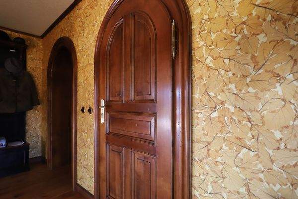 Detail Foto Blätterwand Flur OG